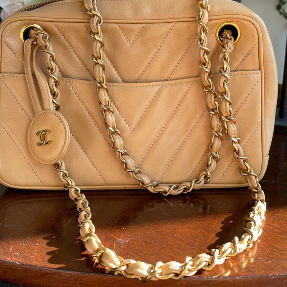 Authentic Chanel Chevron Camera Case GHW Bag - Picture 11 of 12